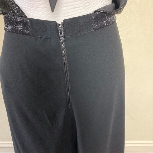 Alice + Olivia cowl neck metallic accent halter jumpsuit sz 8. - Picture 7 of 9